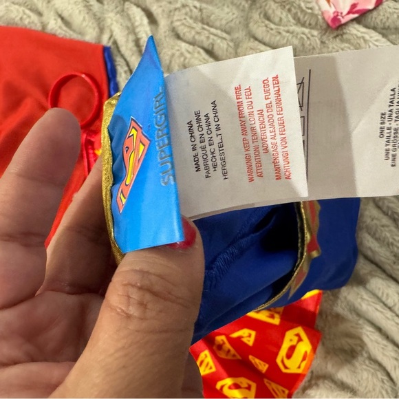 Supergirl Costume Set for Girls (Includes Cape, Skirt, Ring, and Bracelets) NWOT - Picture 5 of 6